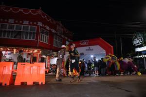 BIB: 
                            <button type="button" onclick="openModal(26222688)" class="btn btn-primary btn-sm float-right btn-popup" data-toggle="modal" data-target=".modal-high-quality">
                        <i class="fas fa-shopping-cart"></i> Add to Cart
                    </button>
                                            <button type="button" onclick="isThisMe(26222688, true)" class="btn btn-success btn-sm float-right btn-popup btn-isme hidden" data-toggle="tooltip" data-placement="bottom" title="นี่คือรูปของคุณใช่ไหม คลิกที่นี่เพื่อเอาเข้าอัลบั้ม">
                        <i class="fas fa-plus"></i> Add to album
                    </button>
                    <button type="button" onclick="isThisMe(26222688, false)" class="btn btn-warning btn-sm float-right btn-popup btn-isnotme hidden">
                        <i class="fas fa-ban"></i> Remove from album
                    </button>